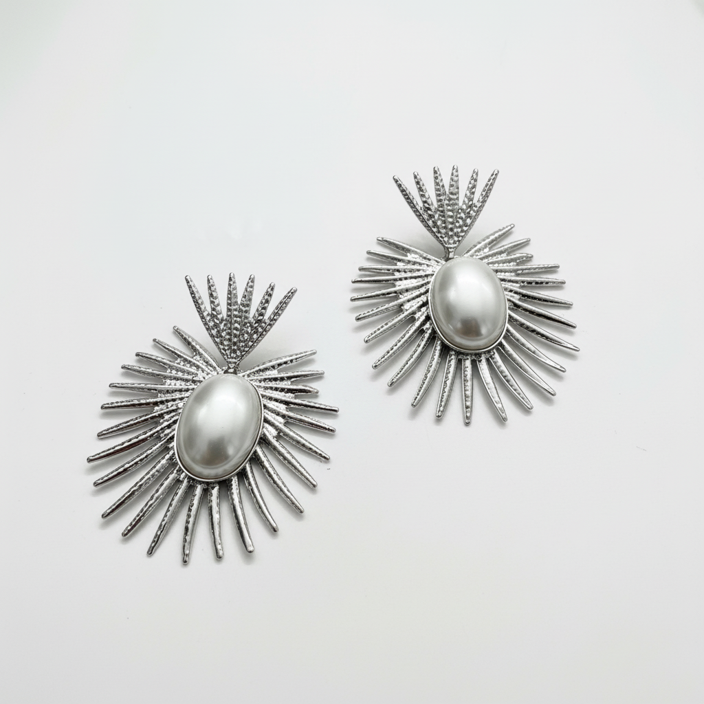 Gümüş Yıldız İnci Merkezli Küpe