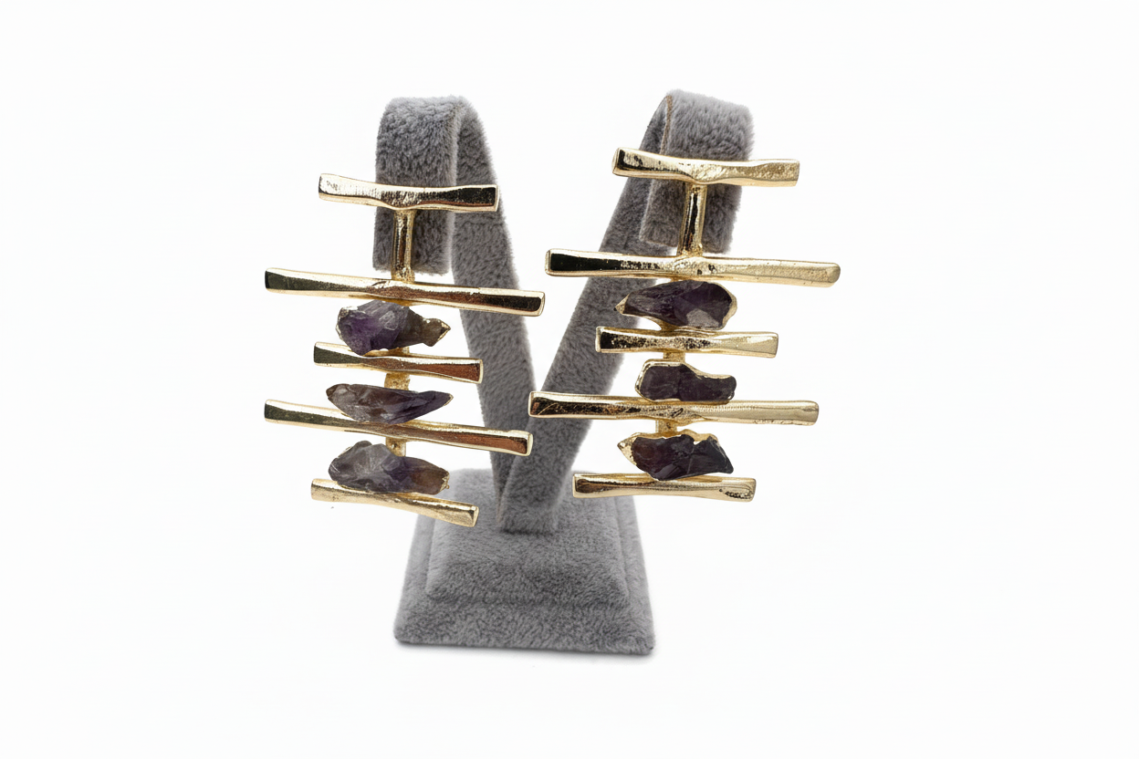 Altın Siyah Taşlı Geometrik Küpe