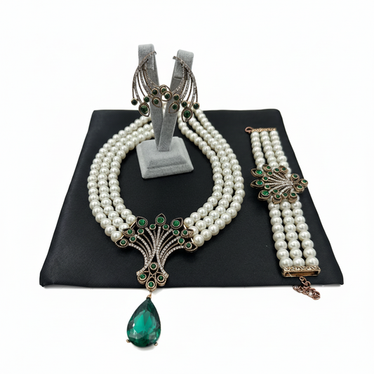 Cam İnci Takı Seti - Beyaz Zemin