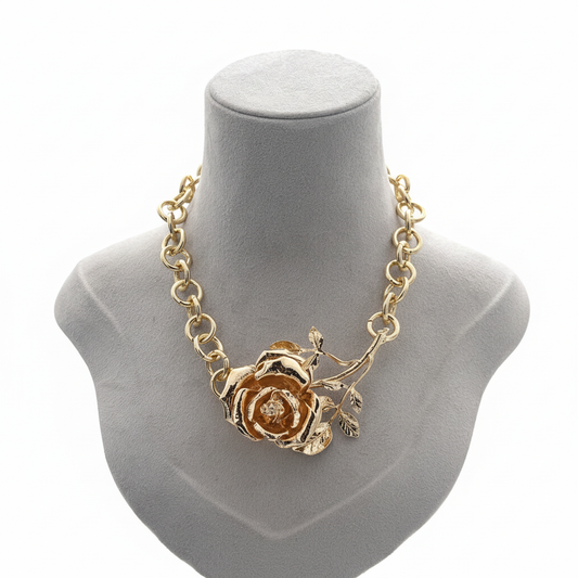 Altın Kaplamalı Gül Çiçekli Zincir Kolye