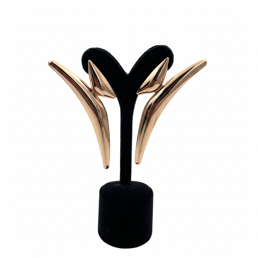 Rose gold kaplama modern heykelsi küpe